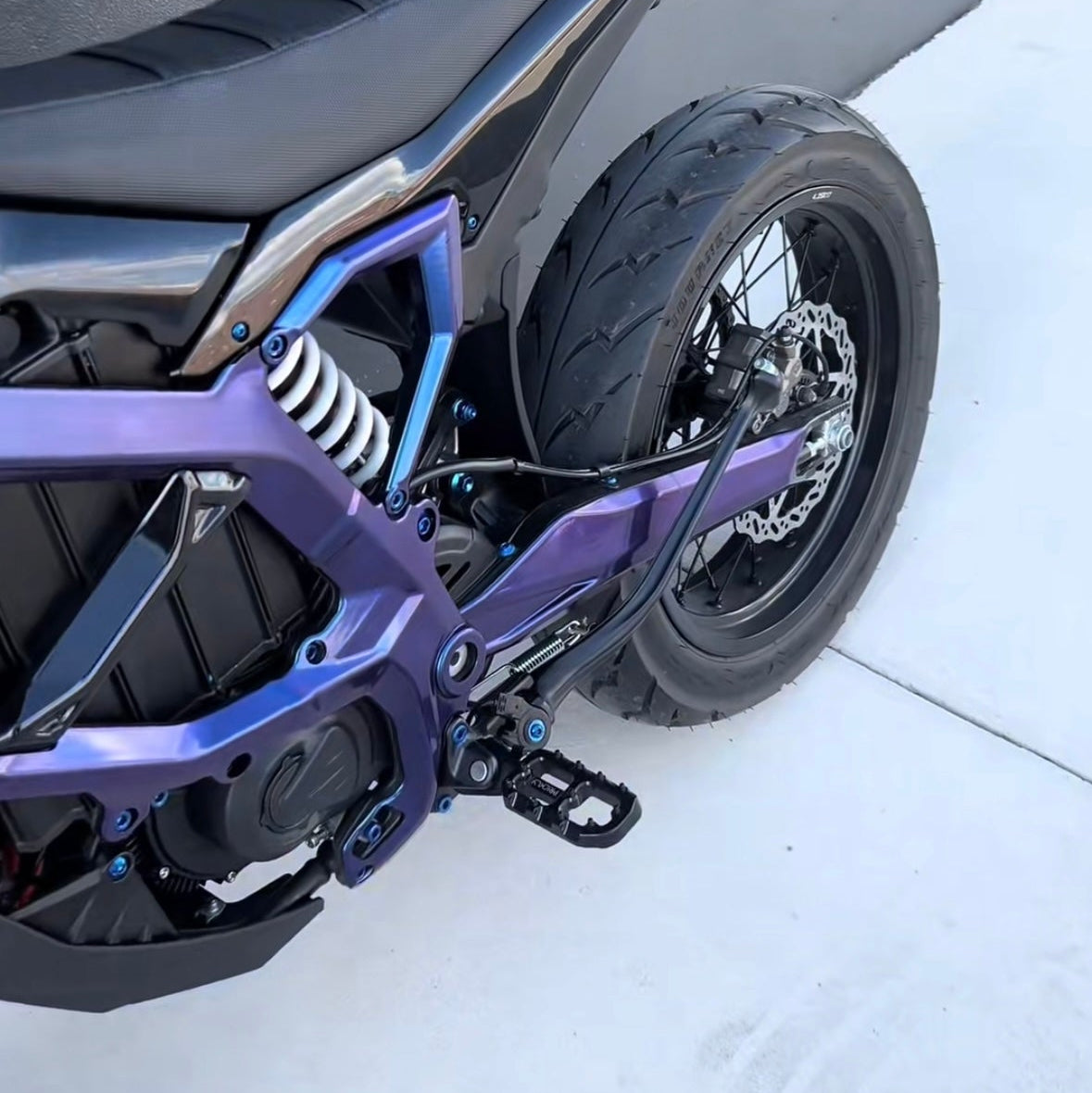 Emoto Painted Frame Guards